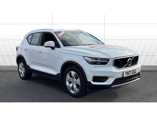 2021 Volvo XC40 2.0 B4 Momentum (194bhp) Auto