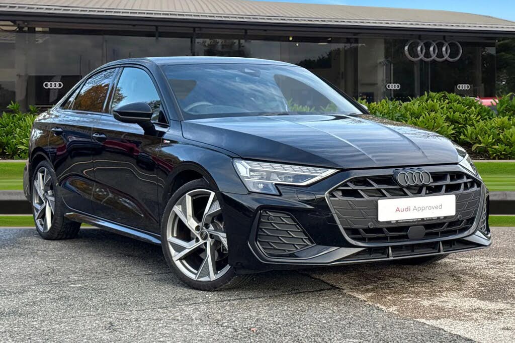 2025 Audi A3 1.5 35 TFSI Black Edition Saloon 4d