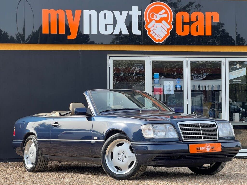 1996 Mercedes-Benz E-Class 2.2 E220 Cabriolet 2d auto