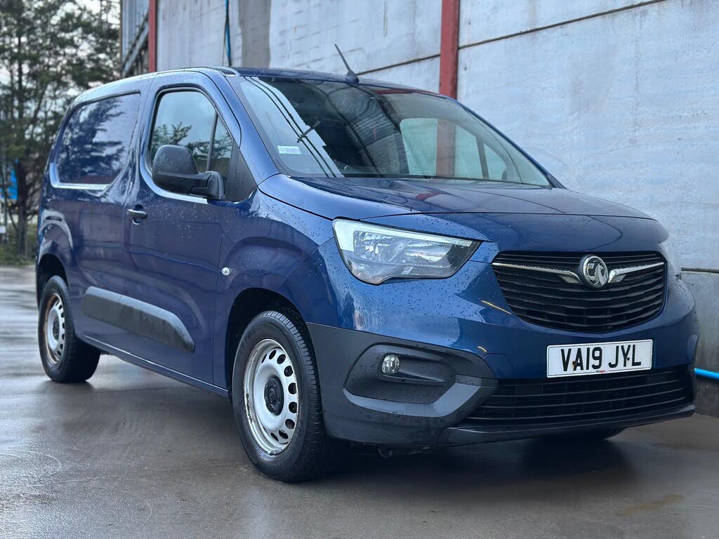 2019 Vauxhall Combo 1.5CDTi Edition 2300 16v (100ps)(EU6dT) L1H1 Panel