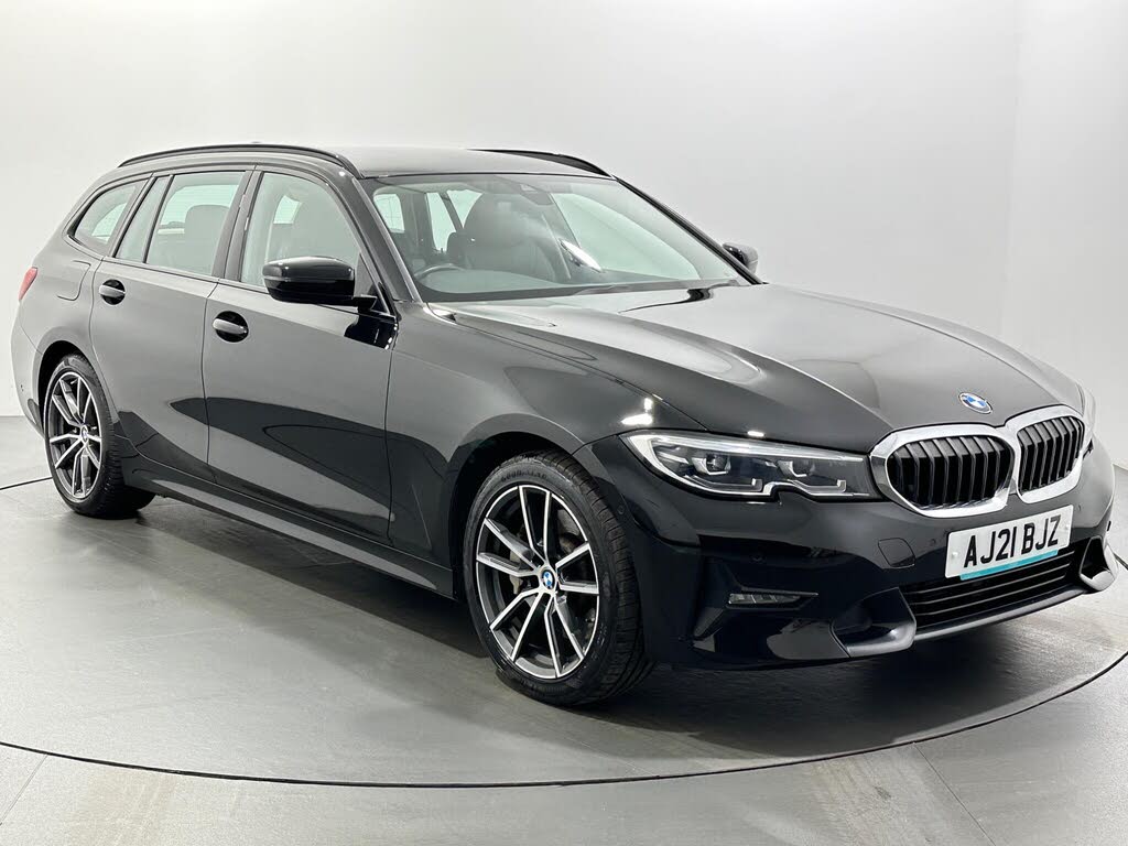 2021 BMW 3 Series 2.0 330e Sport Pro Touring 5d