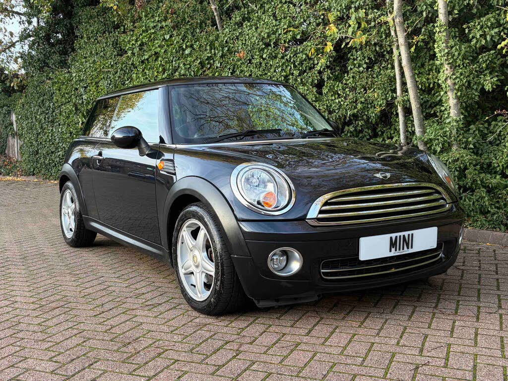 2008 MINI Mini 1.6 Cooper (120bhp) Hatchback 3d auto