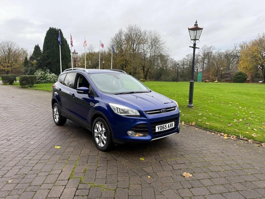 2015 Ford Kuga 2.0TDCi Titanium (180ps) (AWD)