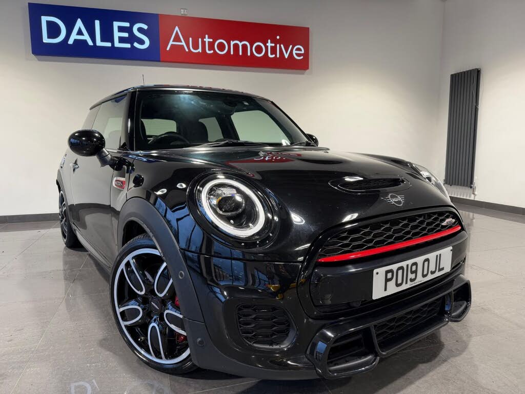 2019 MINI Mini 2.0 John Cooper Works Hatchback 3d Auto