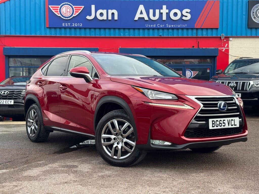 2015 Lexus NX 300h 2.5 Luxury (197bhp)