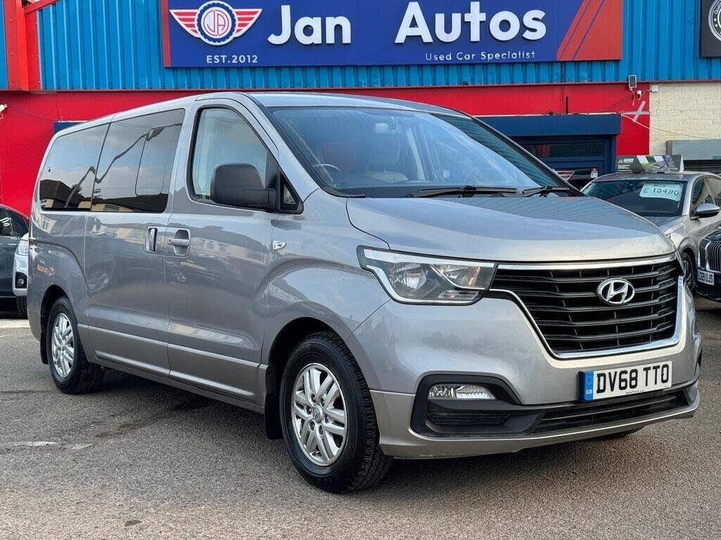 2018 Hyundai i800 2.5CRDi SE (170ps) Auto