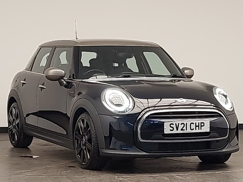 2021 MINI Mini 1.5 Cooper Exclusive Hatchback 5d