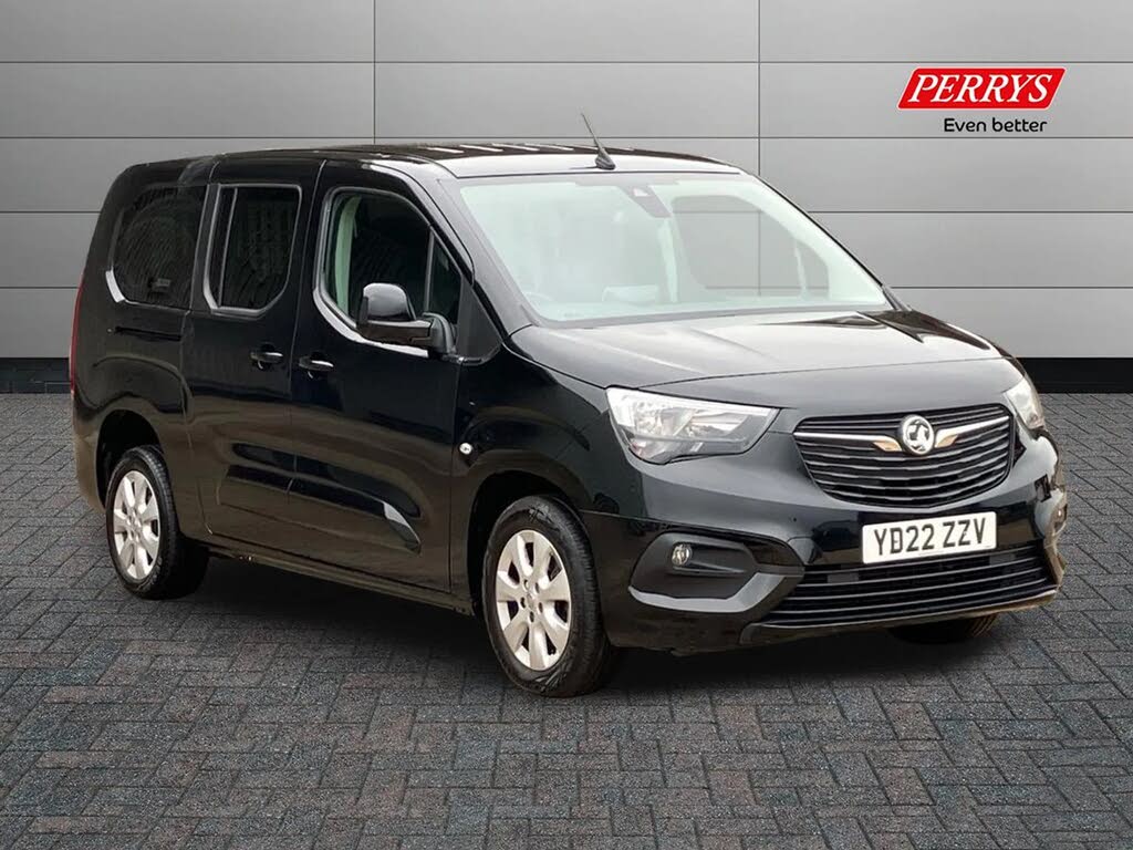 2022 Vauxhall Combo Life 1.5 SE XL (100ps)