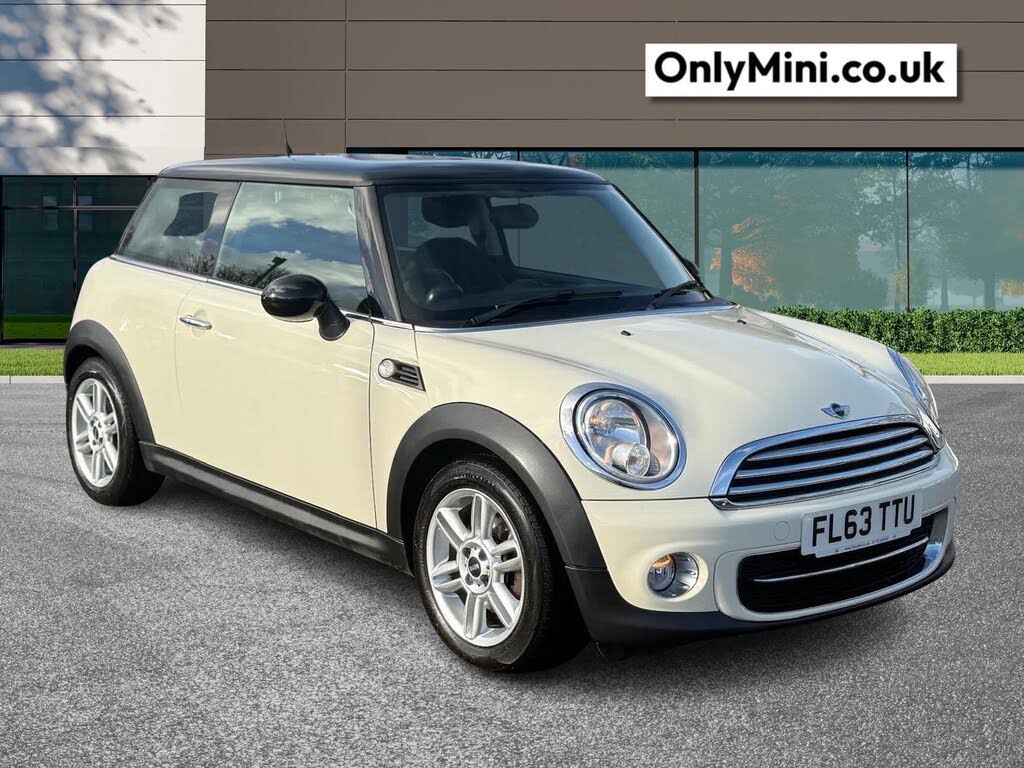 2013 MINI Mini 1.6TD Cooper D (112bhp) (Sport Chili) Hatchback 3d