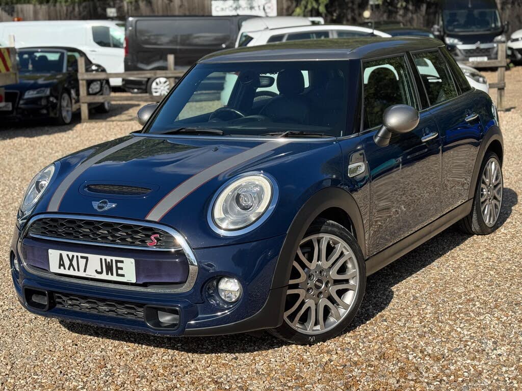 2017 MINI Mini 2.0TD Cooper SD Seven (Media XL)(s/s) 5d Sport Auto