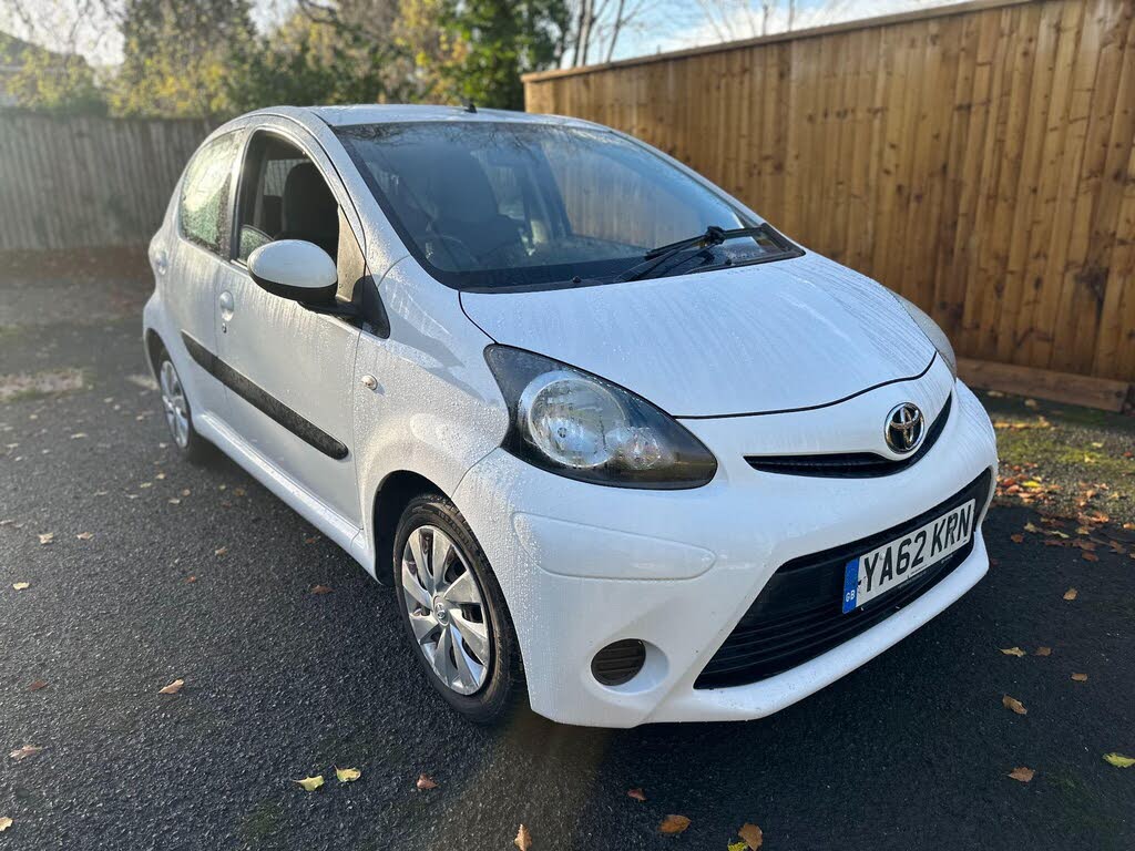2013 Toyota AYGO 1.0 AYGO Ice 5d