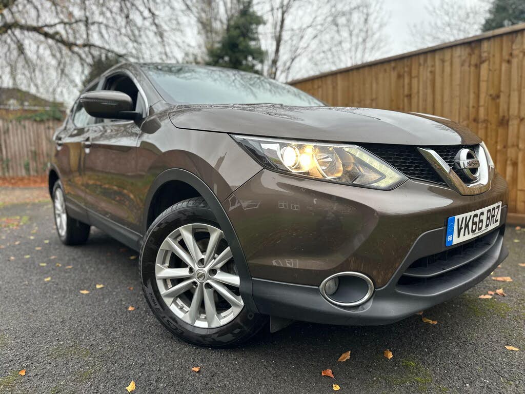 2016 Nissan Qashqai 1.5dCi Acenta (Tech Pk)