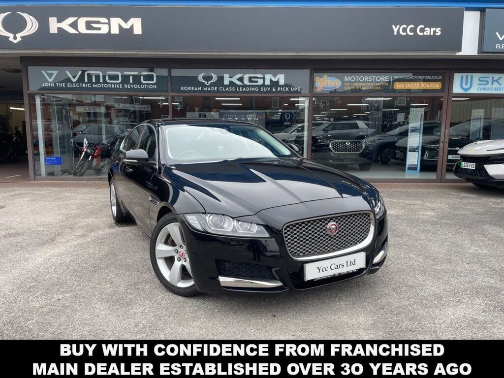 2017 Jaguar XF 2.0TD Portfolio (180ps) Saloon 4d 1999cc Auto
