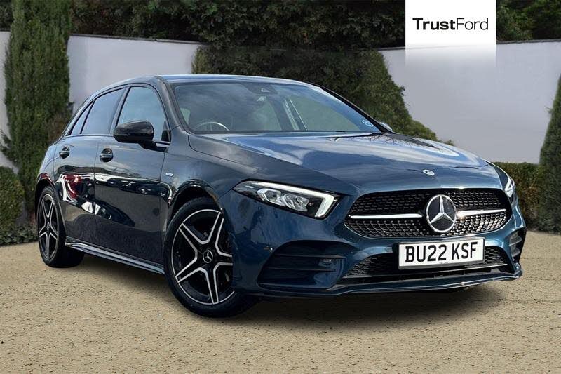2022 Mercedes-Benz A-Class 1.3 A200 AMG Line Executive Edition Hatchback 5d 7G-DCT