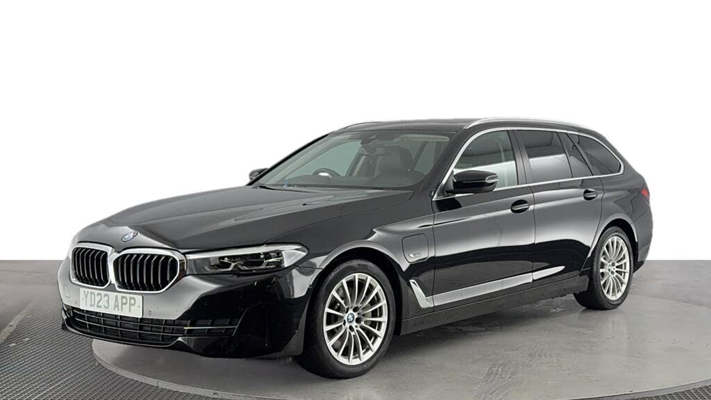 2023 BMW 5 Series 2.0 530e SE Touring 5d