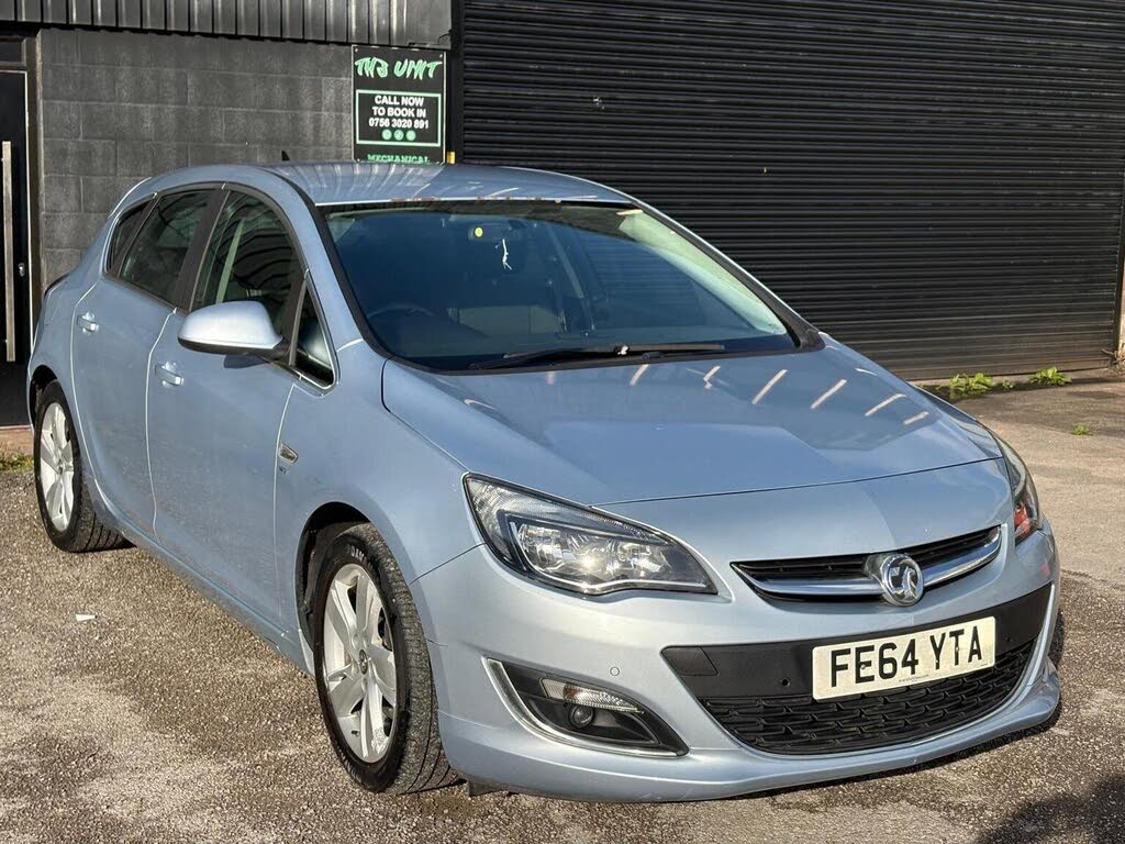 2014 Vauxhall Astra 1.6CDTi SRi (136ps) Hatchback