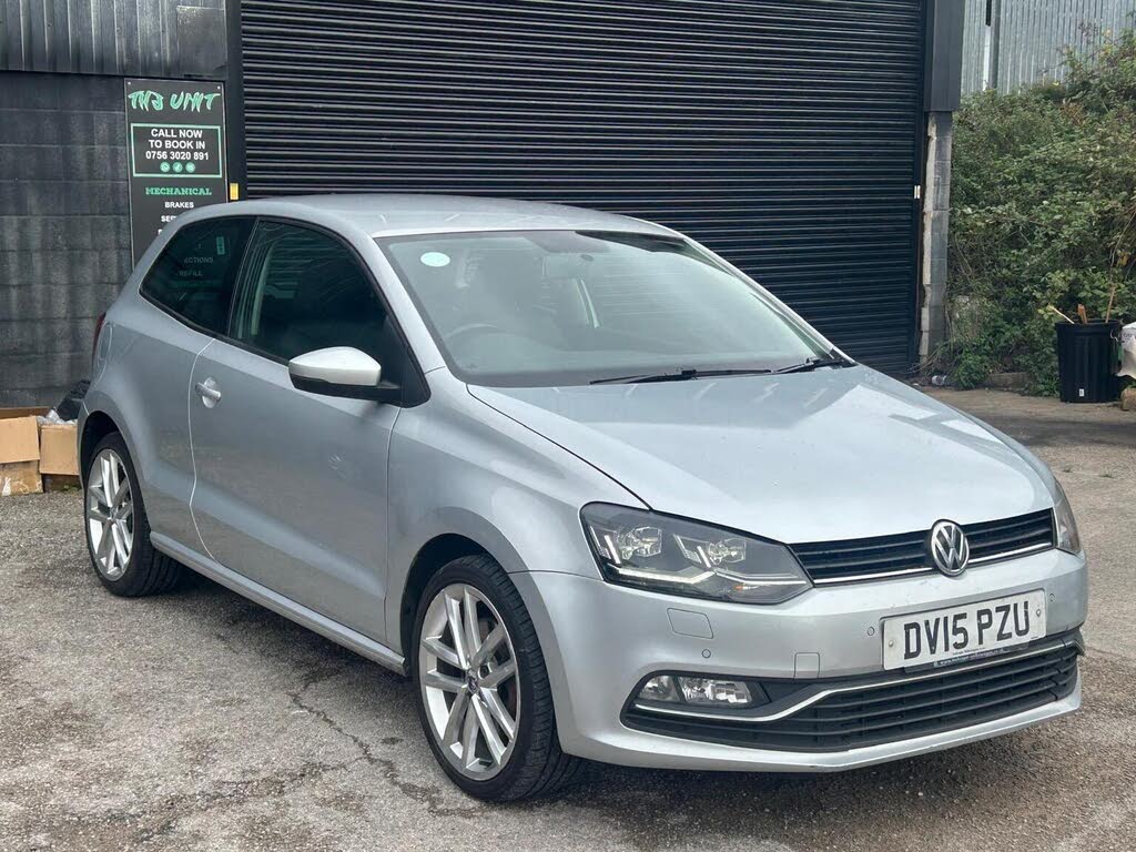 2015 Volkswagen Polo 1.2 TSI SEL 3d