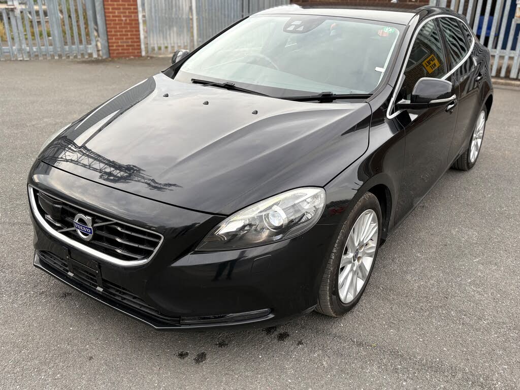 2015 Volvo V40