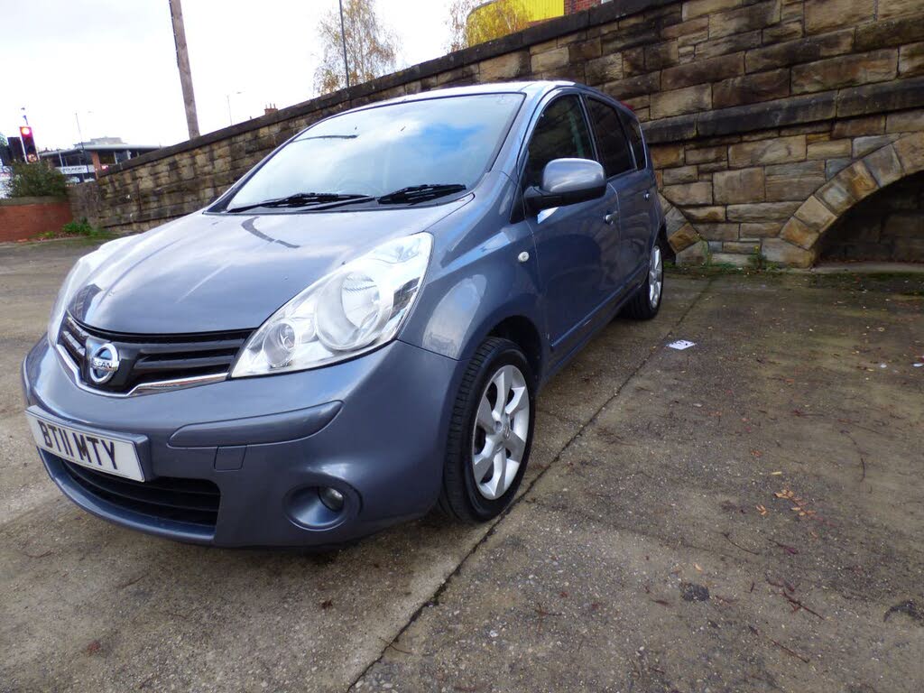 2011 Nissan Note 1.6 Tekna auto
