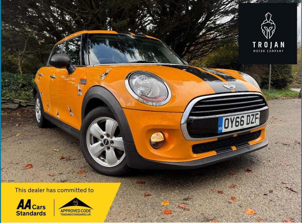 2016 MINI Mini 1.5 Cooper (s/s) Hatchback 5d