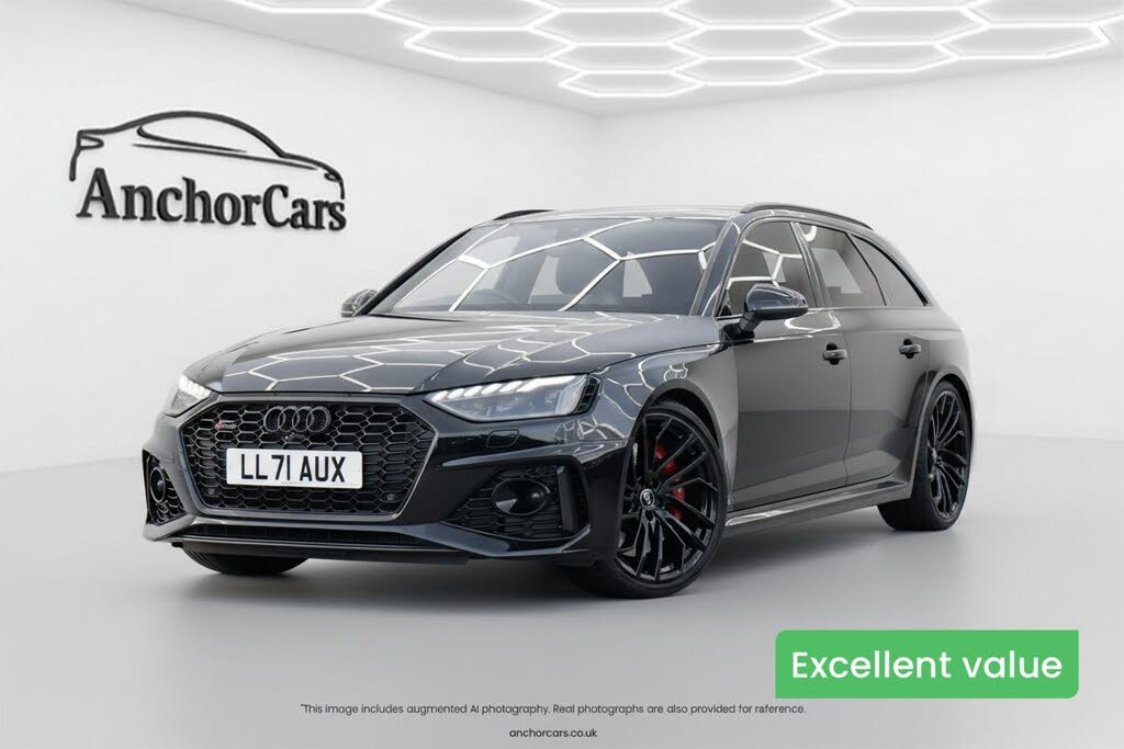 2021 Audi RS4 Avant 2.9 TFSI Carbon Black