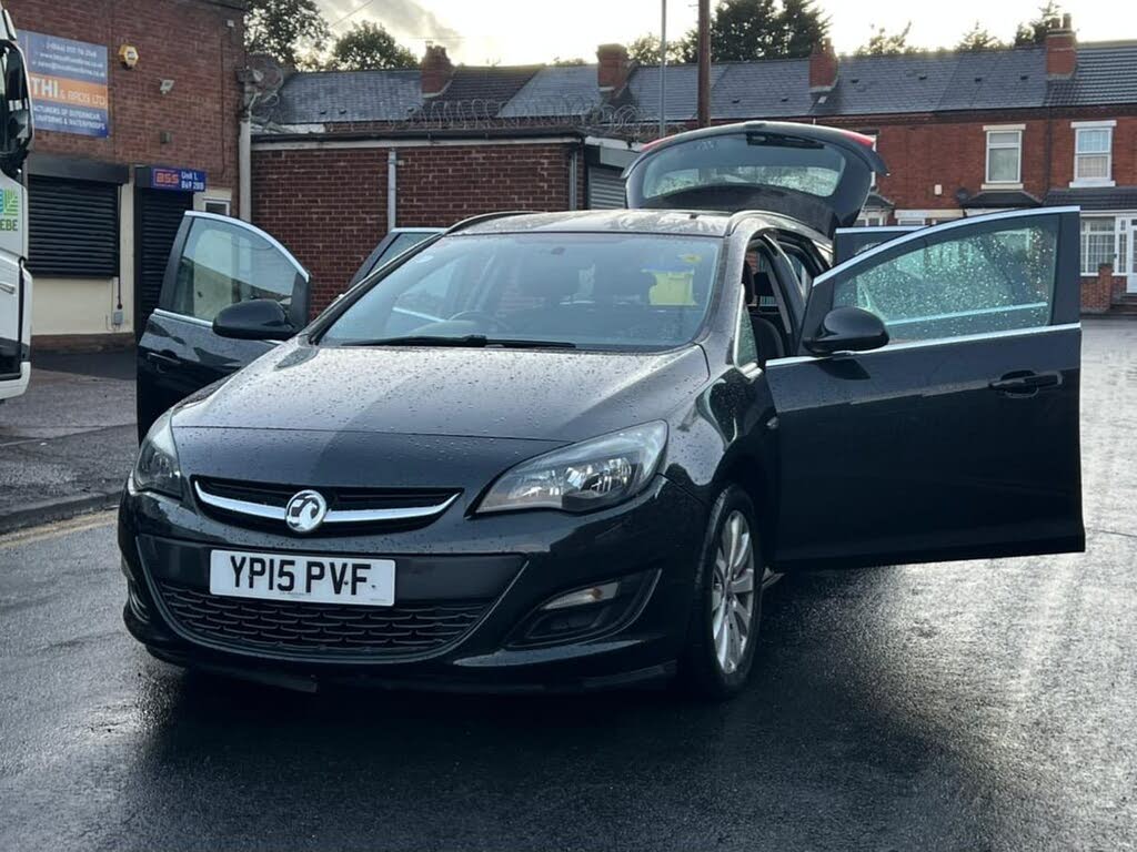 2015 Vauxhall Astra 1.6CDTi Tech Line (110ps) ecoFLEX (s/s) Sport Tourer