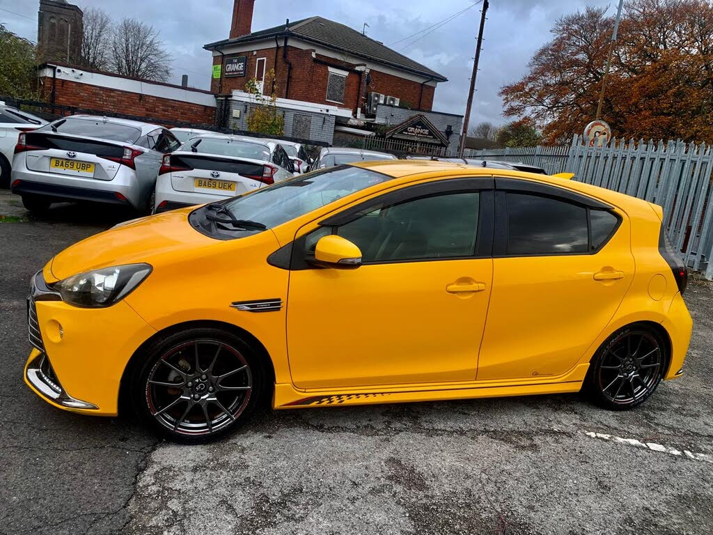 2014 Toyota Aqua 1.5 Hybrid VVT-I CVT