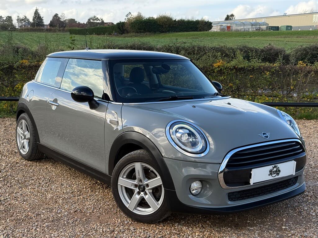 2018 MINI Mini 1.5 Cooper Series II (s/s) Hatchback 3d
