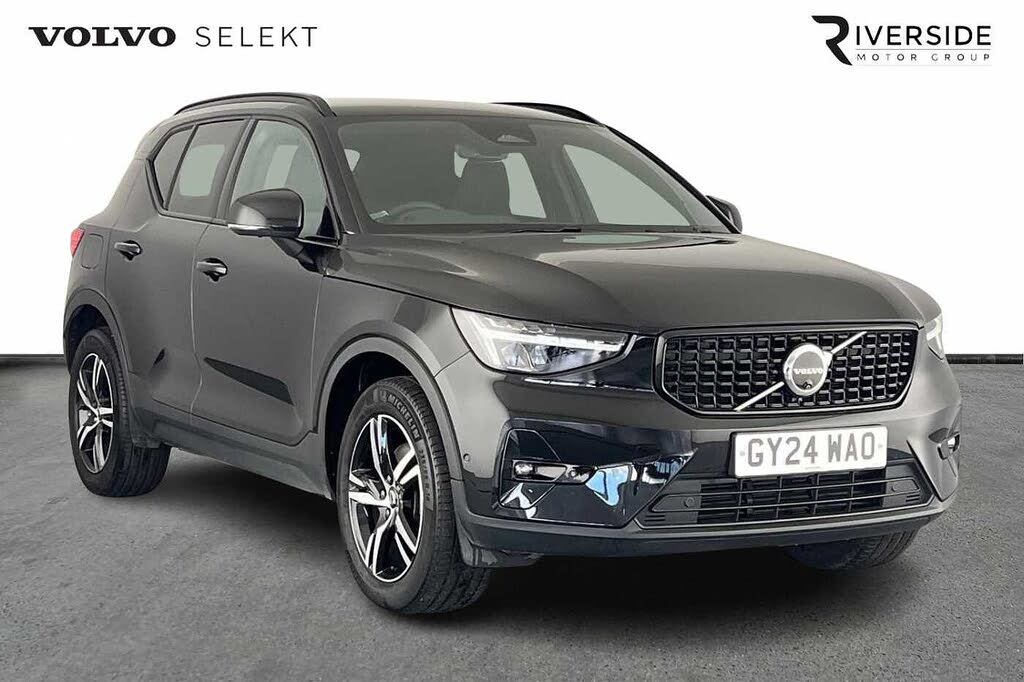 2024 Volvo XC40 2.0 B3 Plus