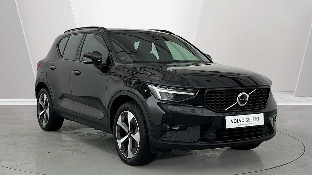 2024 Volvo XC40 2.0 B3 Plus
