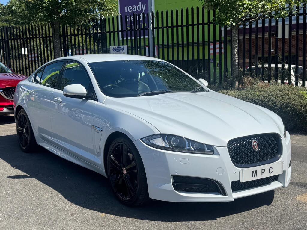 2015 Jaguar XF 2.2TD R-Sport Black Saloon 4d