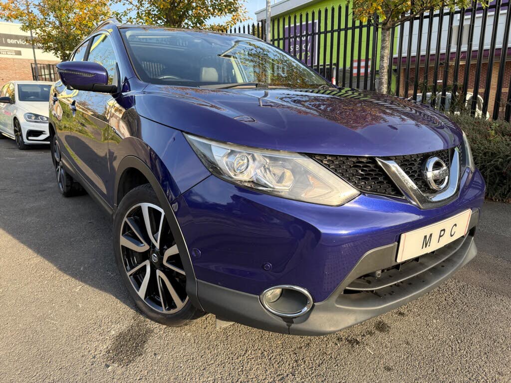2015 Nissan Qashqai 1.6dCi Tekna Xtronic CVT