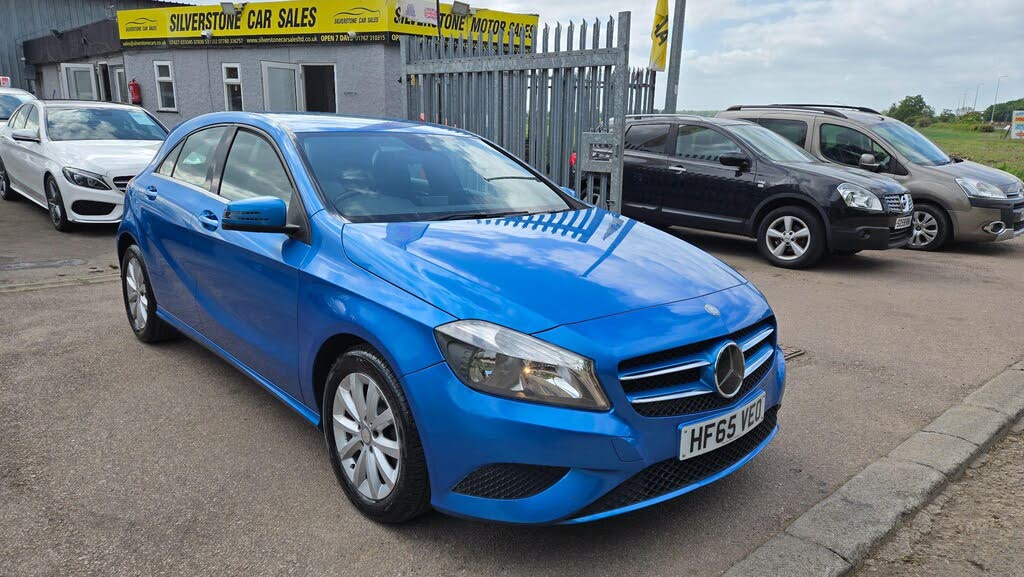 2015 Mercedes-Benz A-Class 1.6 A180 SE (122ps)