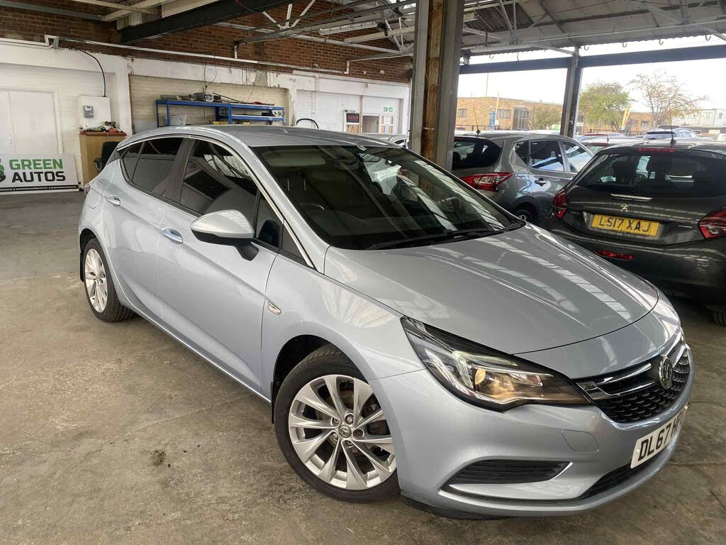 2017 Vauxhall Astra 1.4i 16v Turbo Tech Line Nav (125ps) Hatchback