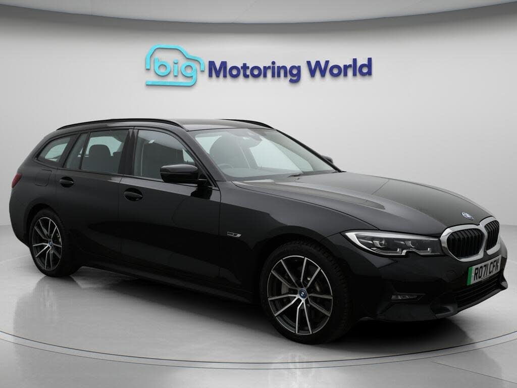 2021 BMW 3 Series 2.0 330e Sport Pro Touring 5d