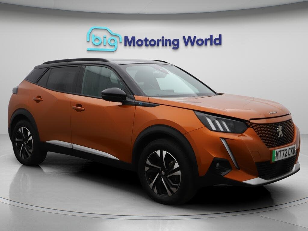 2021 Peugeot 2008 SUV E GT