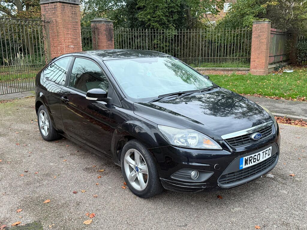 2010 Ford Focus 1.6 Zetec Hatchback 3d auto