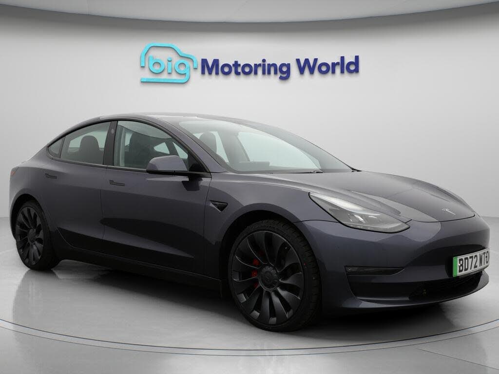 2022 Tesla Model 3 E Performance