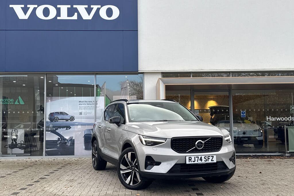 2024 Volvo XC40 2.0 B4 Ultra (Bright