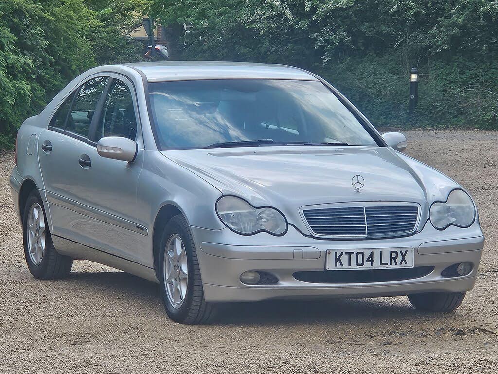 2004 Mercedes-Benz C-Class 1.8 C180 Kompressor Classic SE Saloon 4d auto