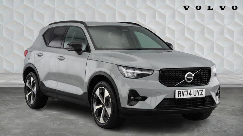 2025 Volvo XC40 2.0 B4 Plus