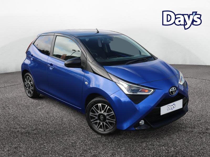2020 Toyota AYGO 1.0 VVT-i x-clusiv (Black/Red Bi-Tone) (TSS)