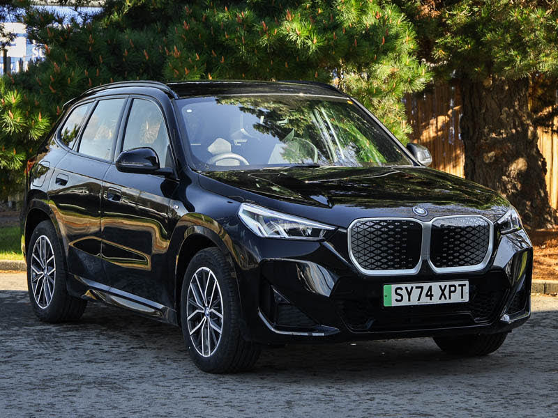 2025 BMW iX1 E eDrive20 M Sport
