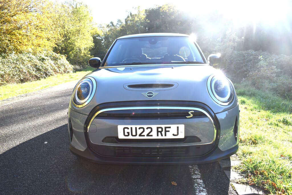 2022 MINI Cooper E Cooper S 3)