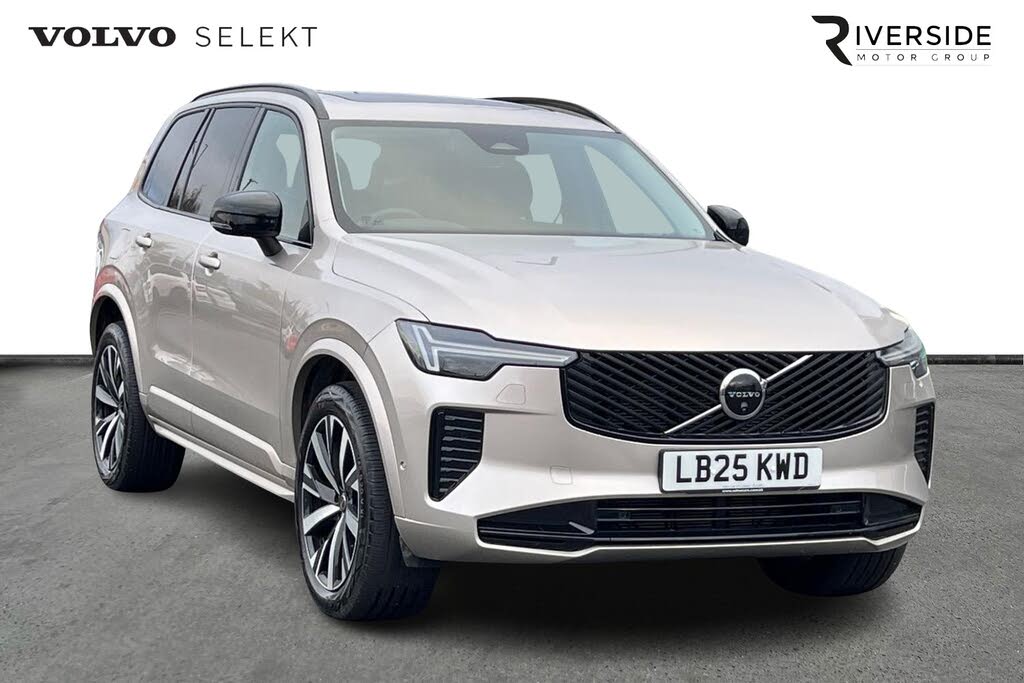 2025 Volvo XC90 2.0 B5 Plus Pro