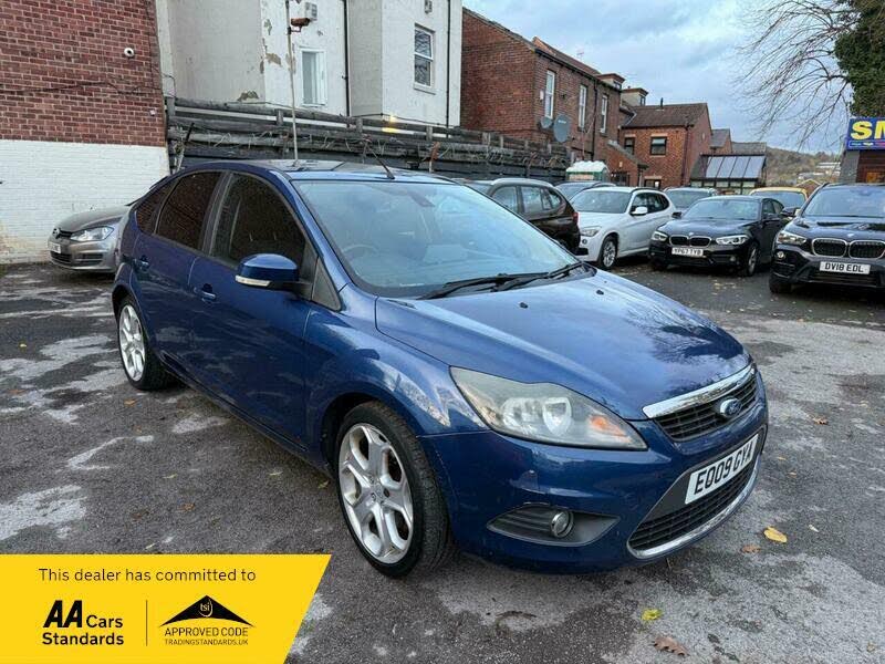 2009 Ford Focus 2.0 Titanium Hatchback 5d auto