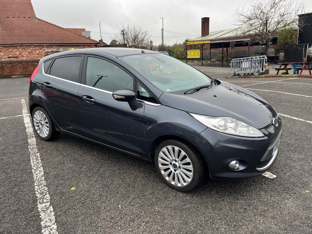 2010 Ford Fiesta 1.4 Titanium (96ps) 5d