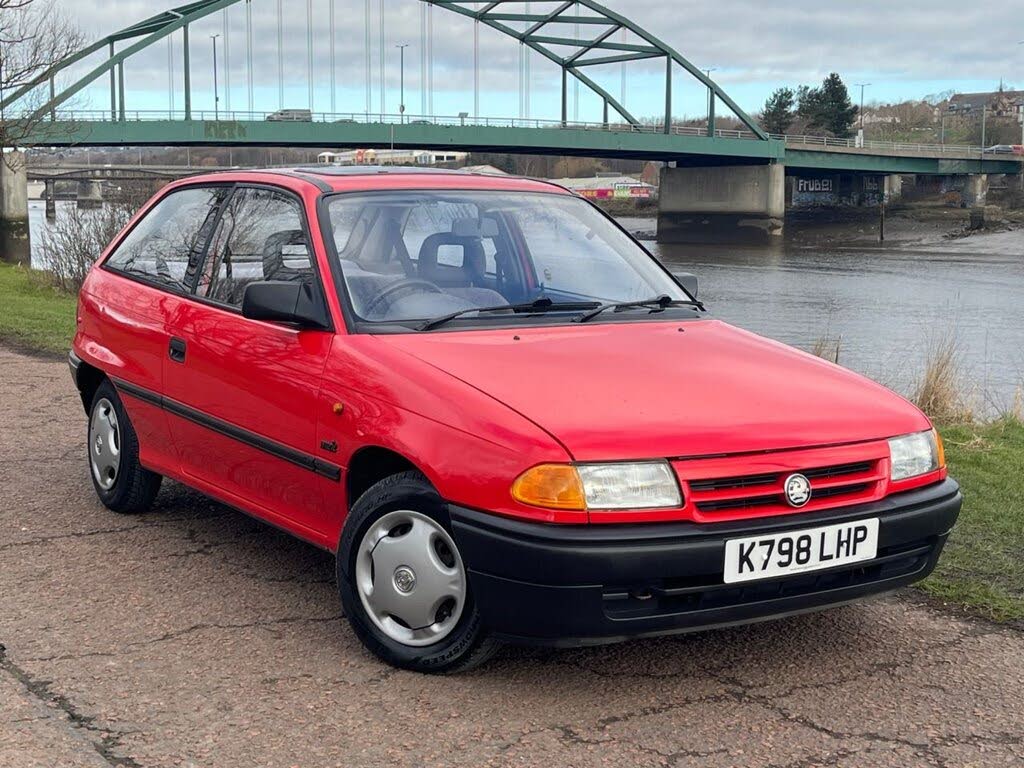 1993 Vauxhall Astra 1.4 Merit Hatchback 3d auto