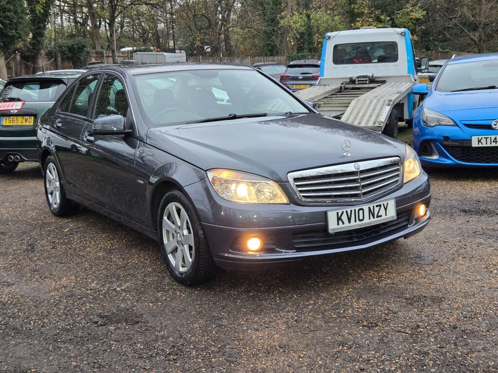 2010 Mercedes-Benz C-Class 1.8 C180 CGI SE (156bhp) Saloon 4d Auto