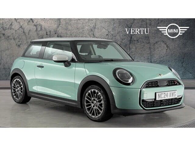 2024 MINI Mini 2.0 Cooper S Classic (201bhp) Hatchback 3d Auto